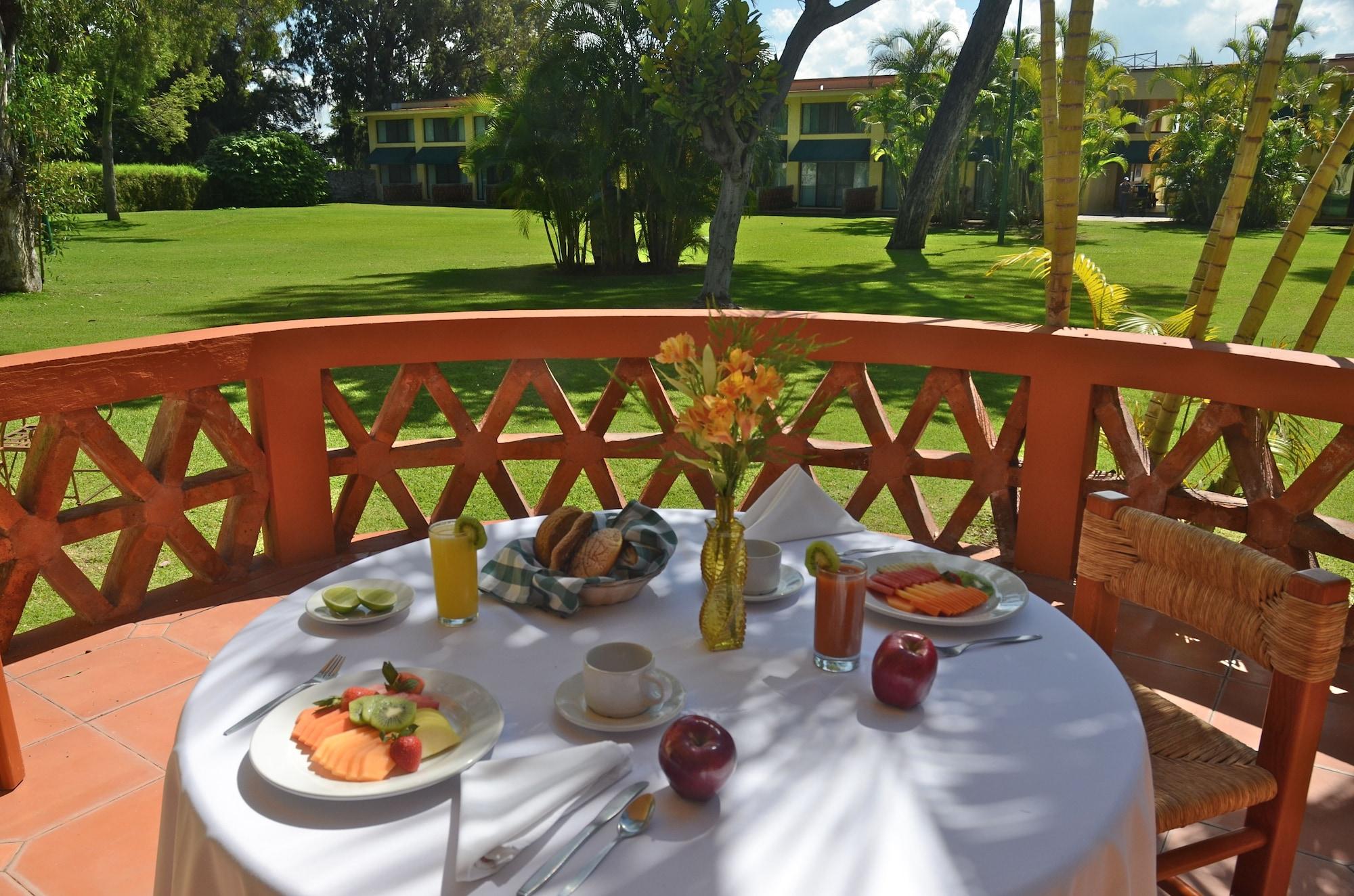 Real De Chapala Hotel Ajijic Buitenkant foto