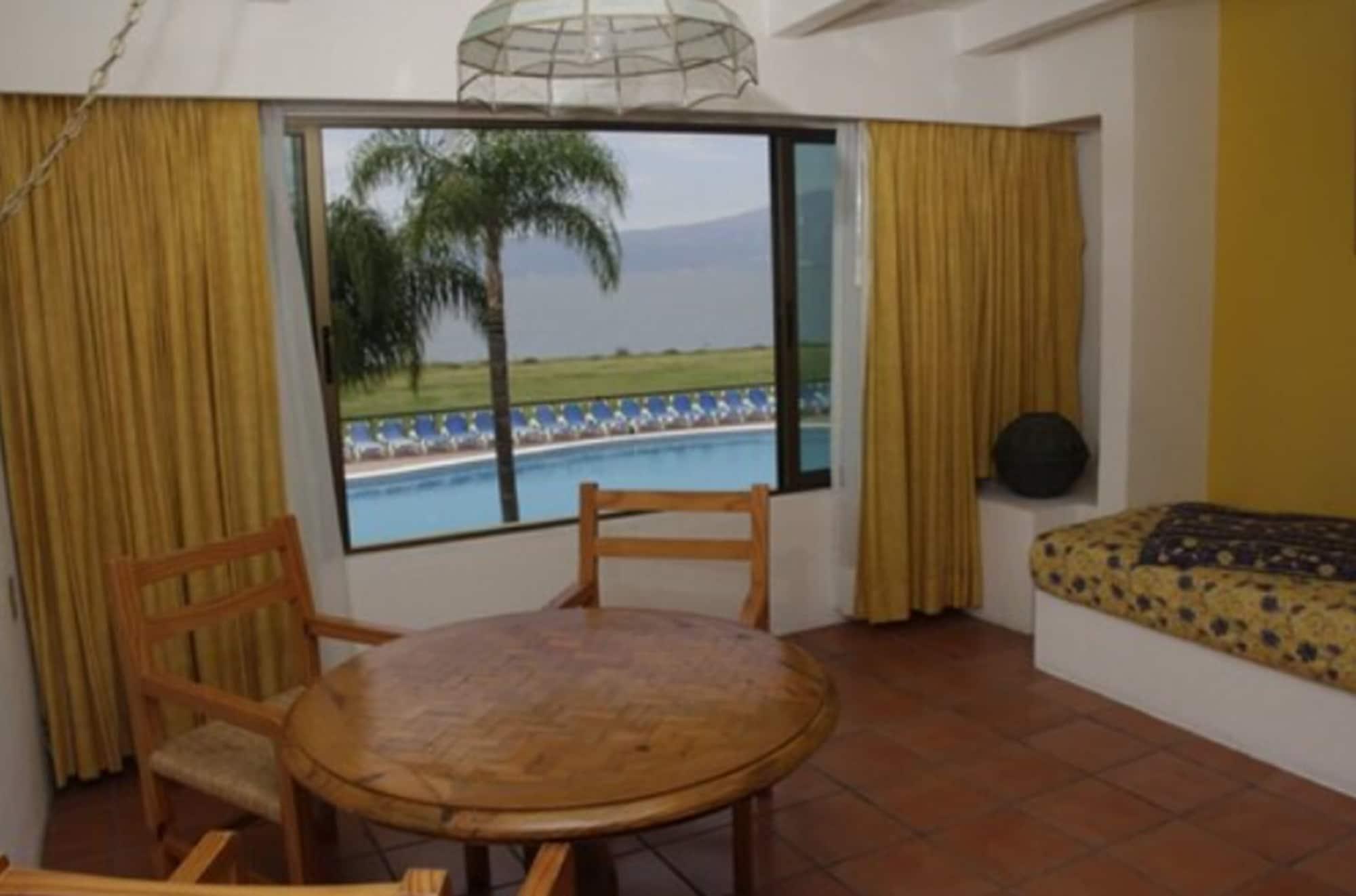 Real De Chapala Hotel Ajijic Buitenkant foto