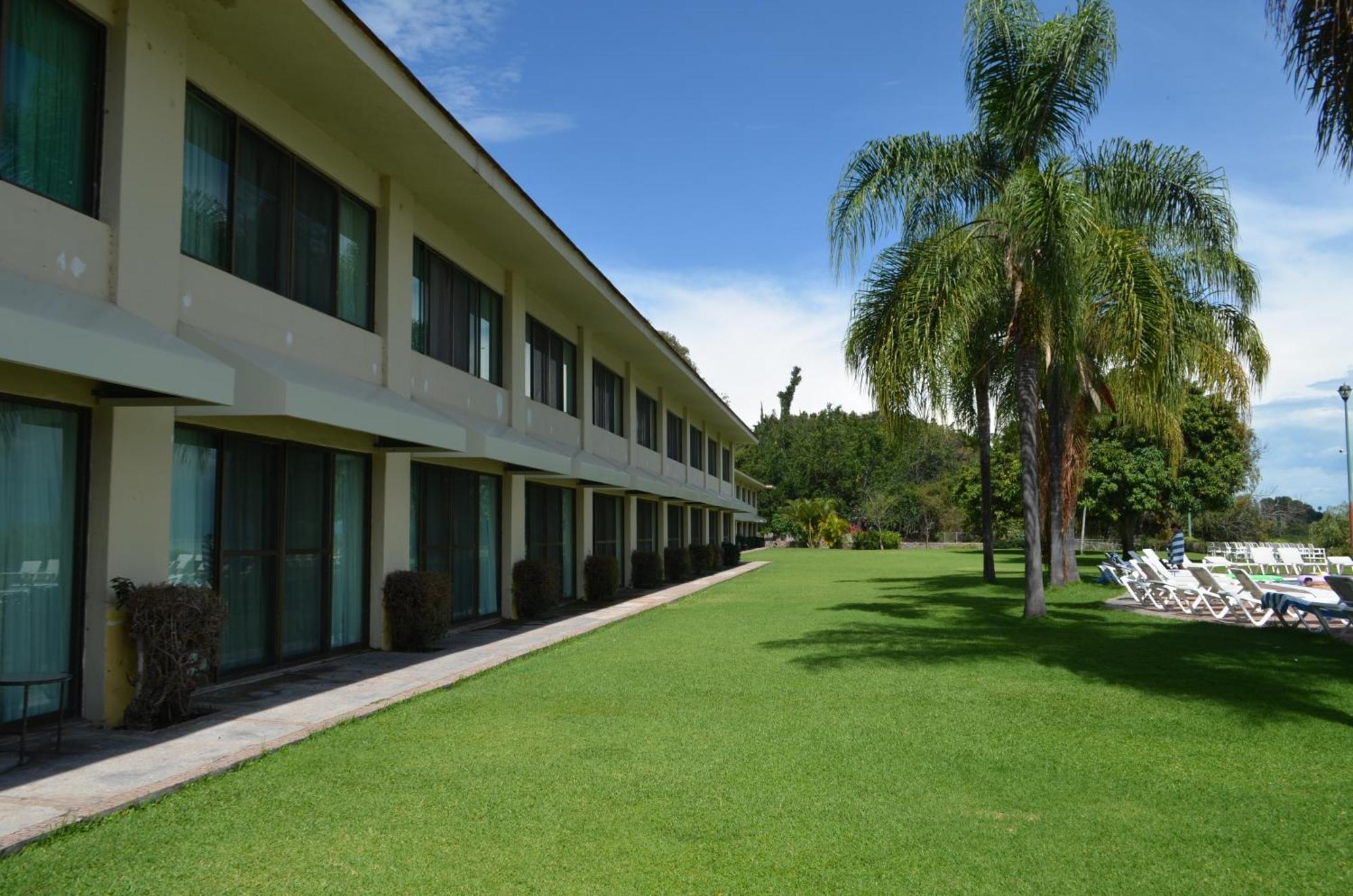 Real De Chapala Hotel Ajijic Buitenkant foto